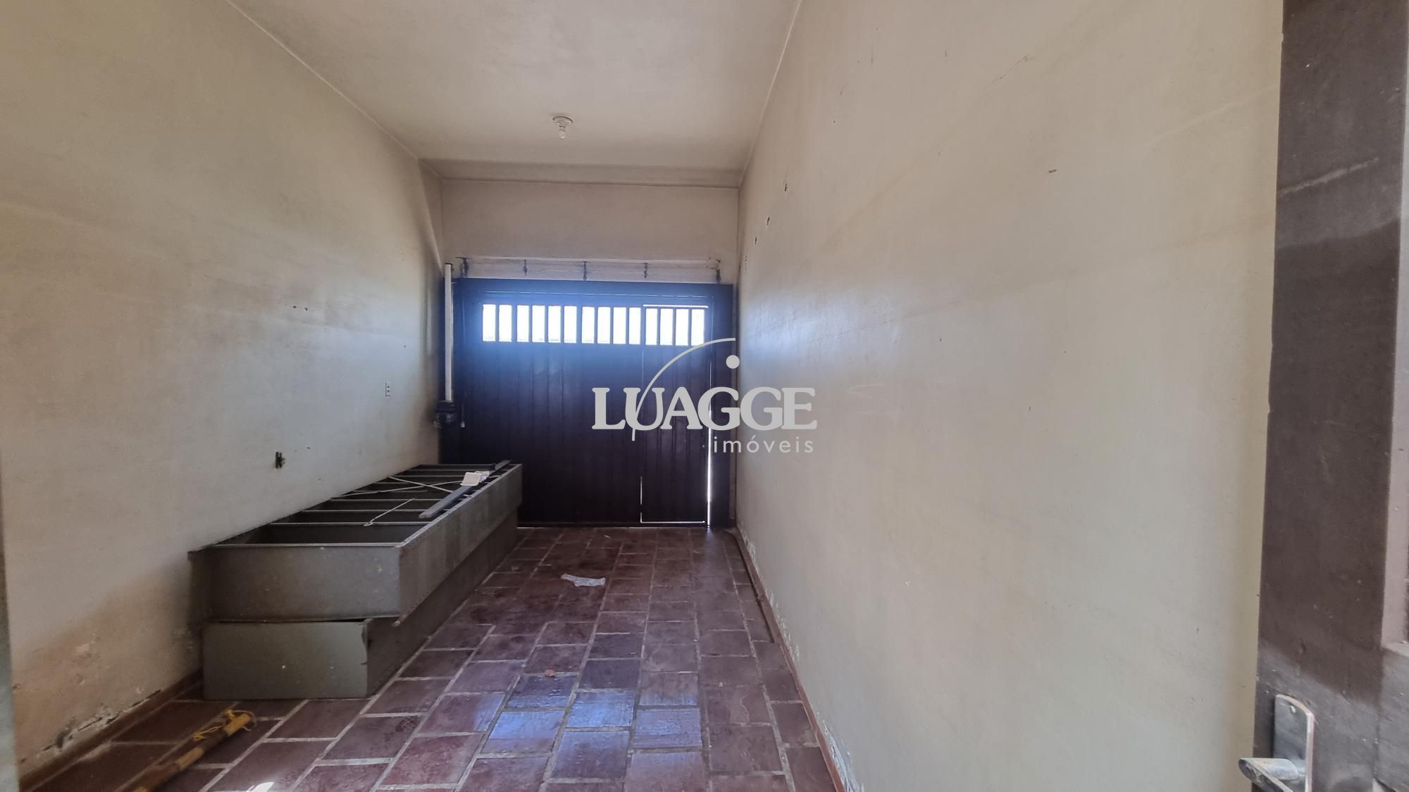 Casa à venda com 3 quartos, 282m² - Foto 6