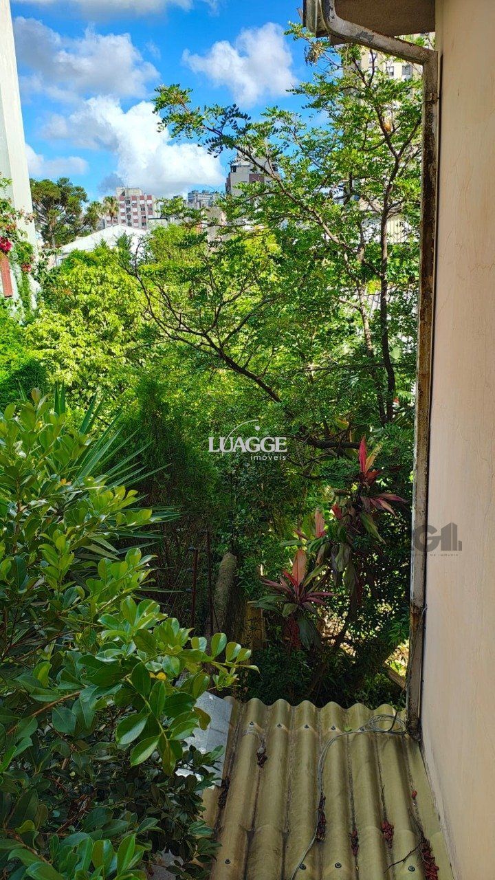 Casa à venda com 3 quartos, 244m² - Foto 13
