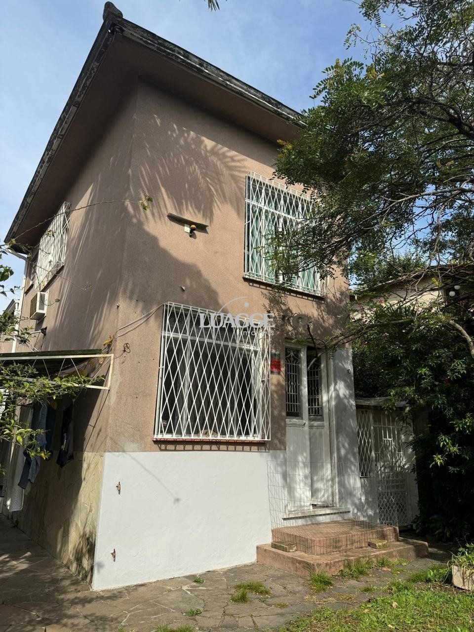 Casa à venda com 3 quartos, 244m² - Foto 2