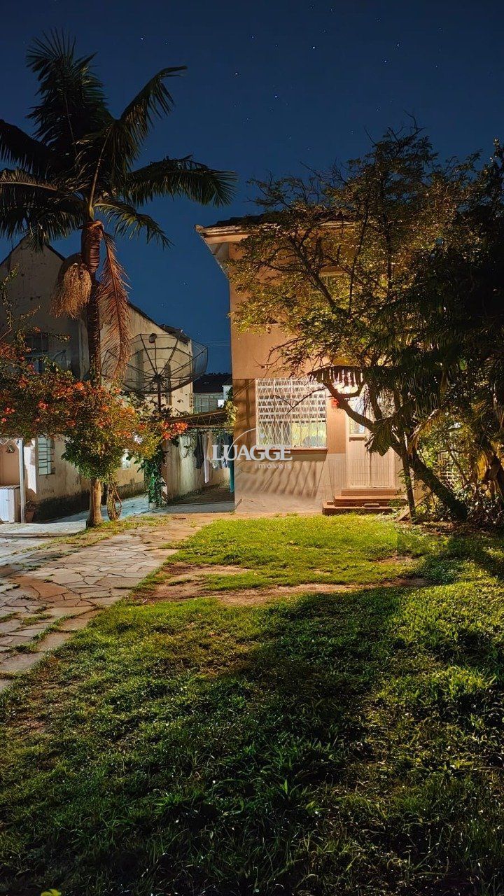 Casa à venda com 3 quartos, 244m² - Foto 19