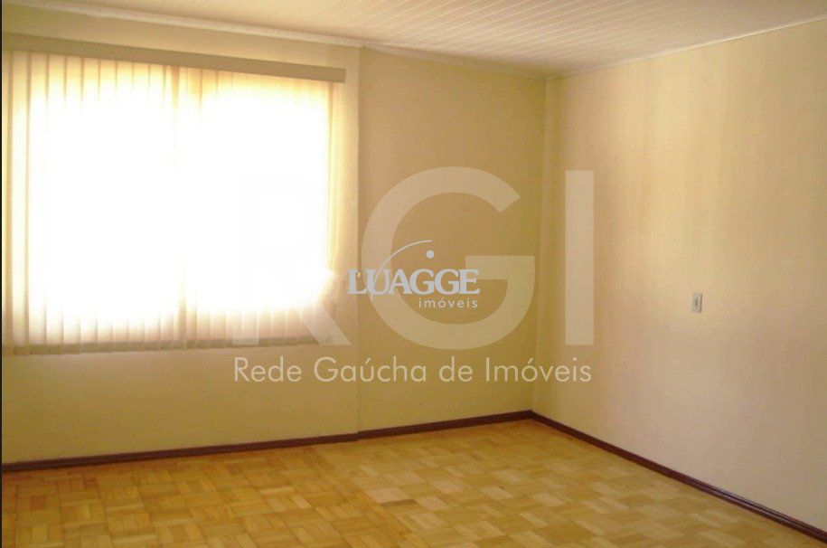 Casa à venda com 2 quartos, 125m² - Foto 4