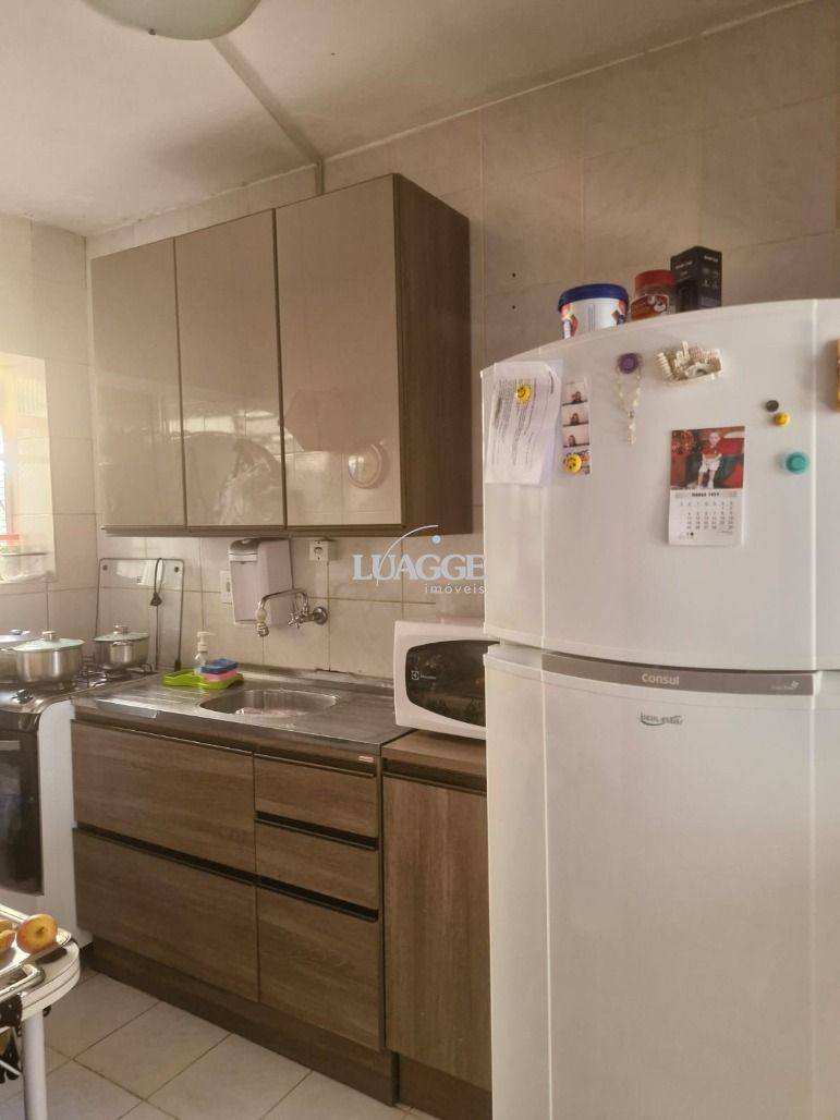 Apartamento à venda com 2 quartos, 55m² - Foto 3