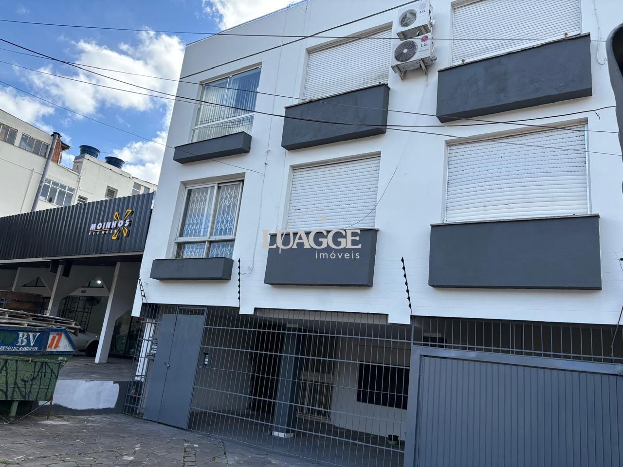 Apartamento à venda com 2 quartos, 64m² - Foto 30
