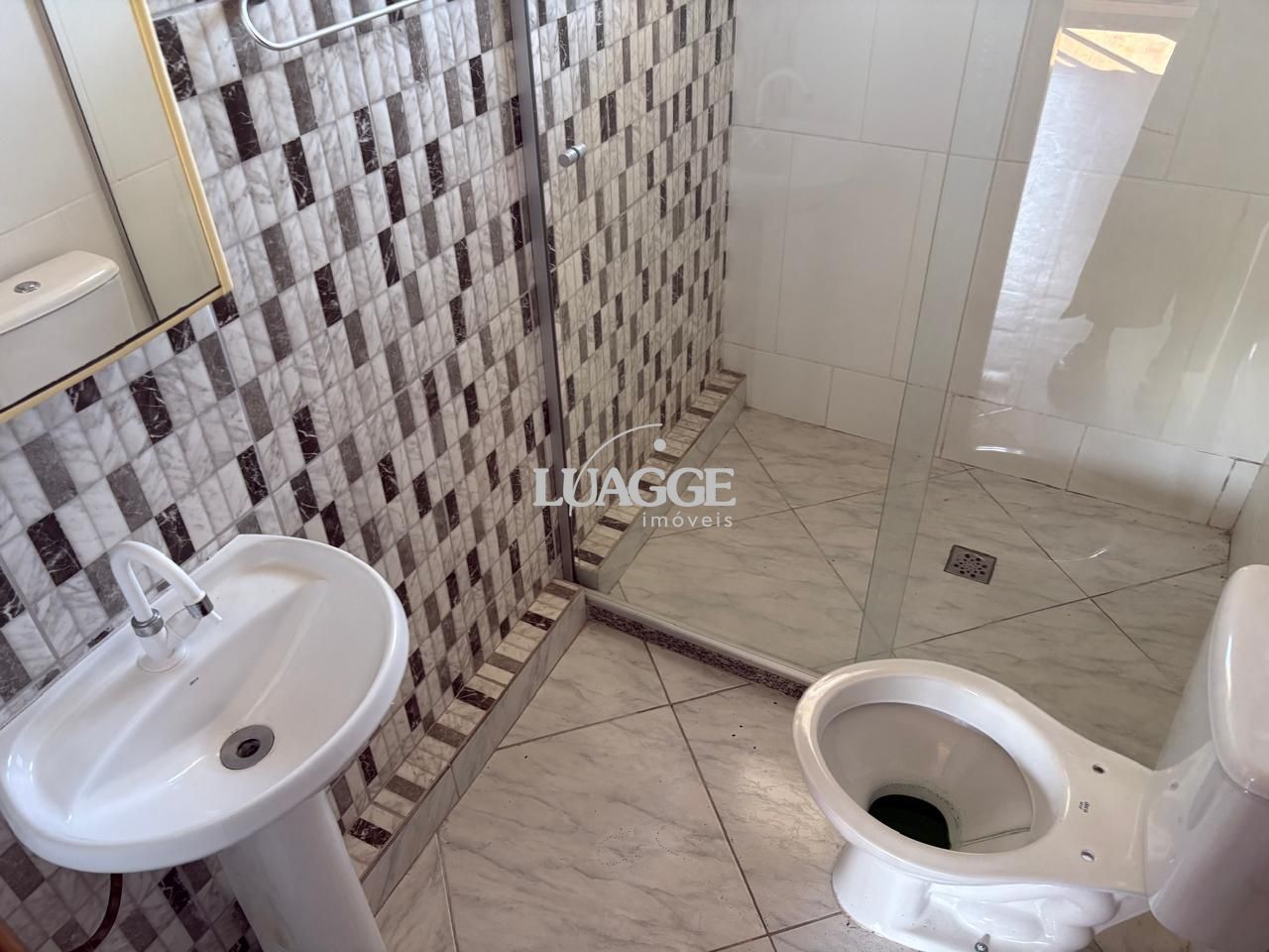 Casa à venda com 2 quartos, 180m² - Foto 22