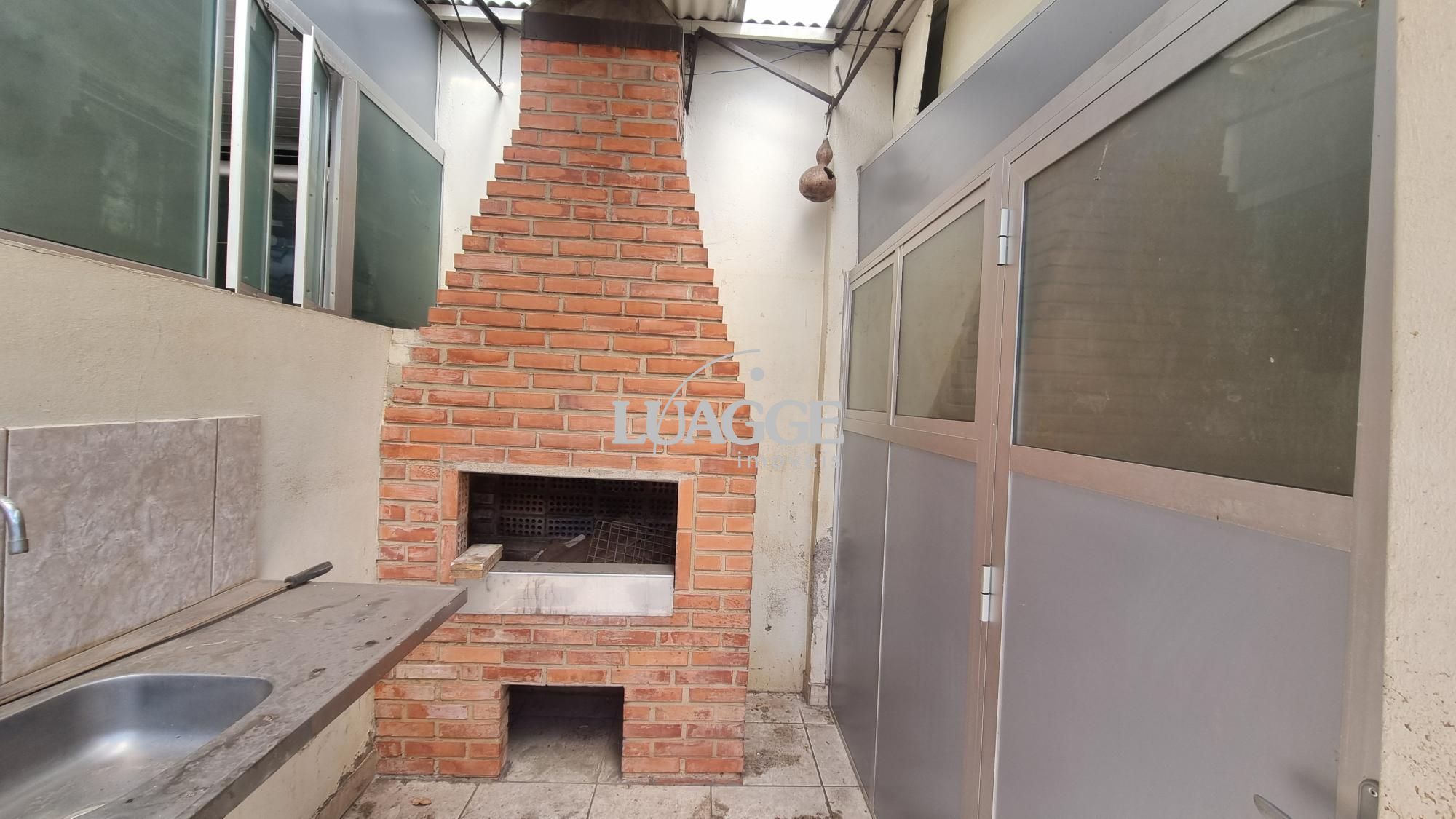 Casa à venda com 3 quartos, 282m² - Foto 14