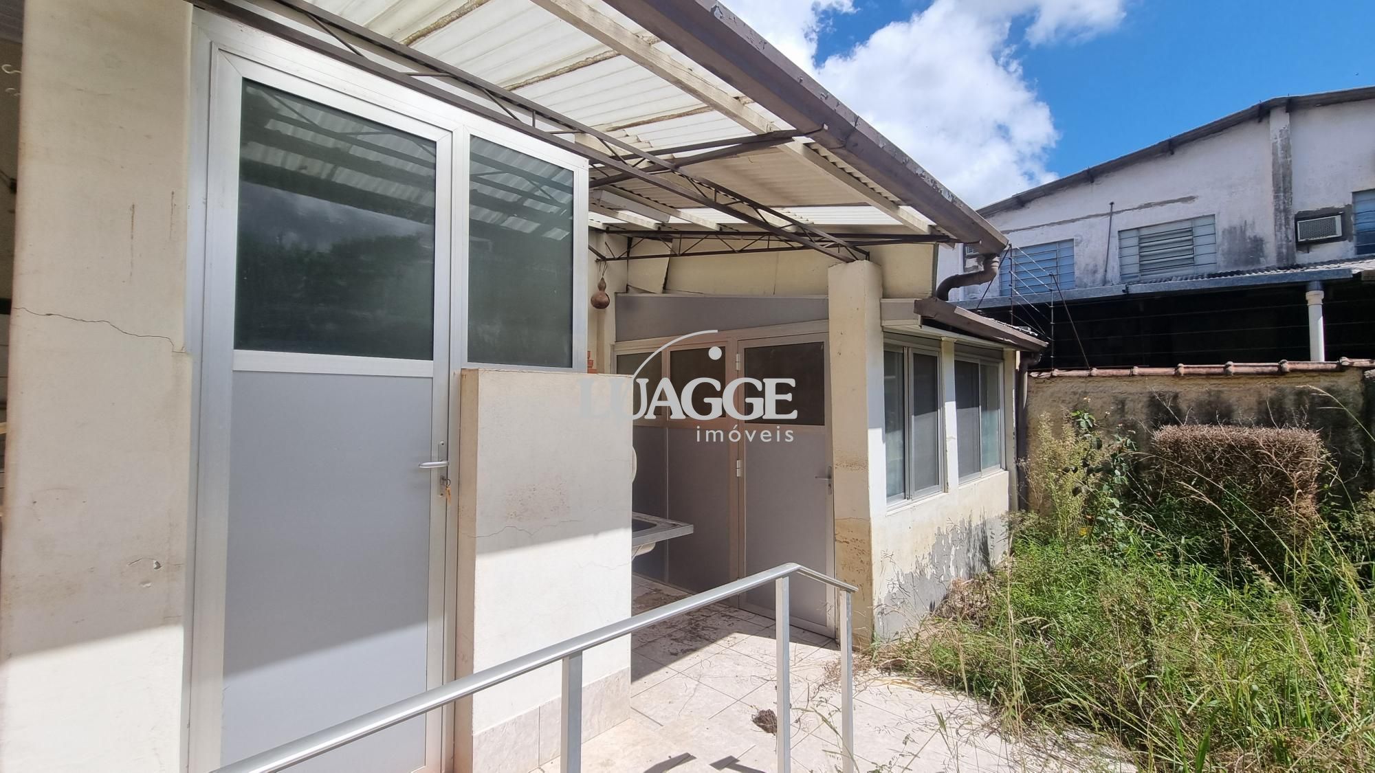 Casa à venda com 3 quartos, 282m² - Foto 13