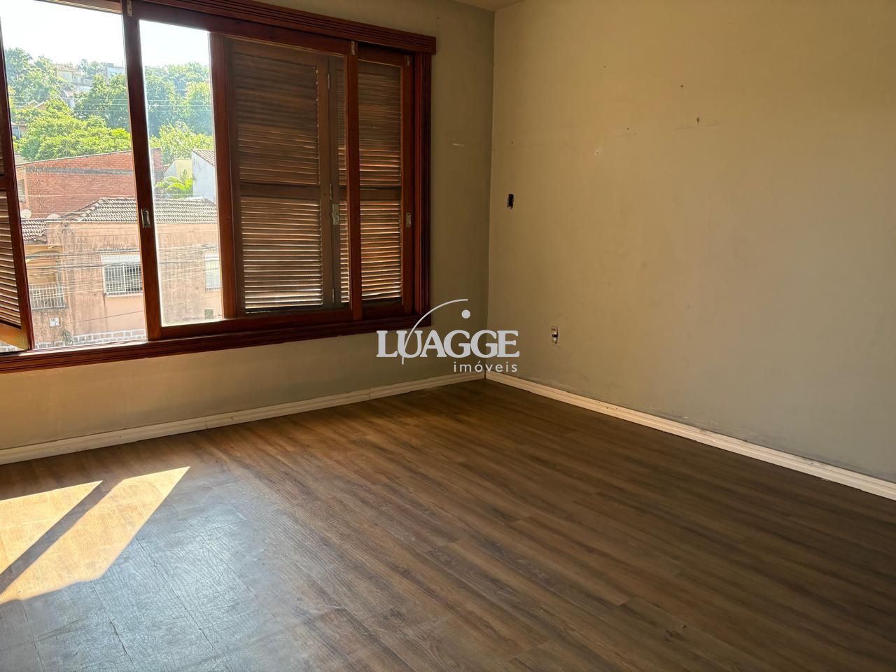 Casa à venda com 2 quartos, 180m² - Foto 13