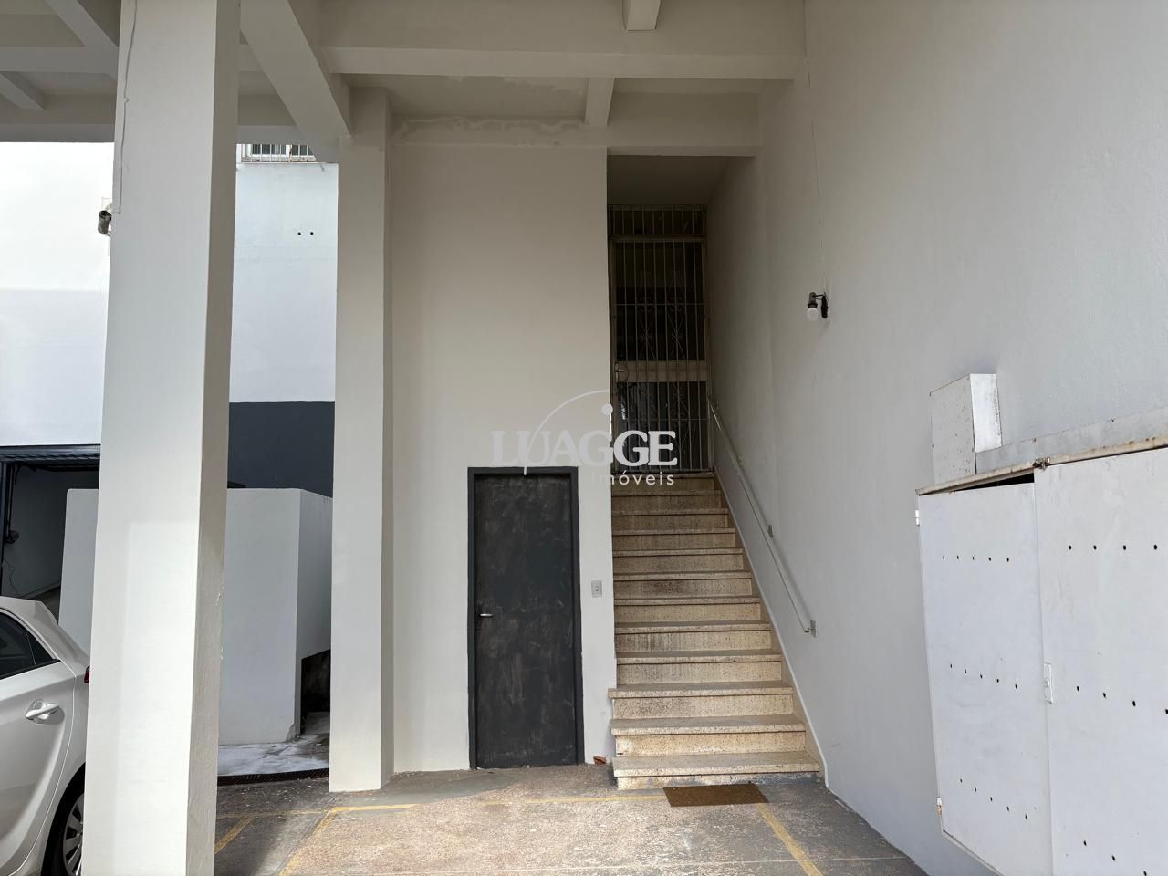 Apartamento à venda com 2 quartos, 64m² - Foto 33