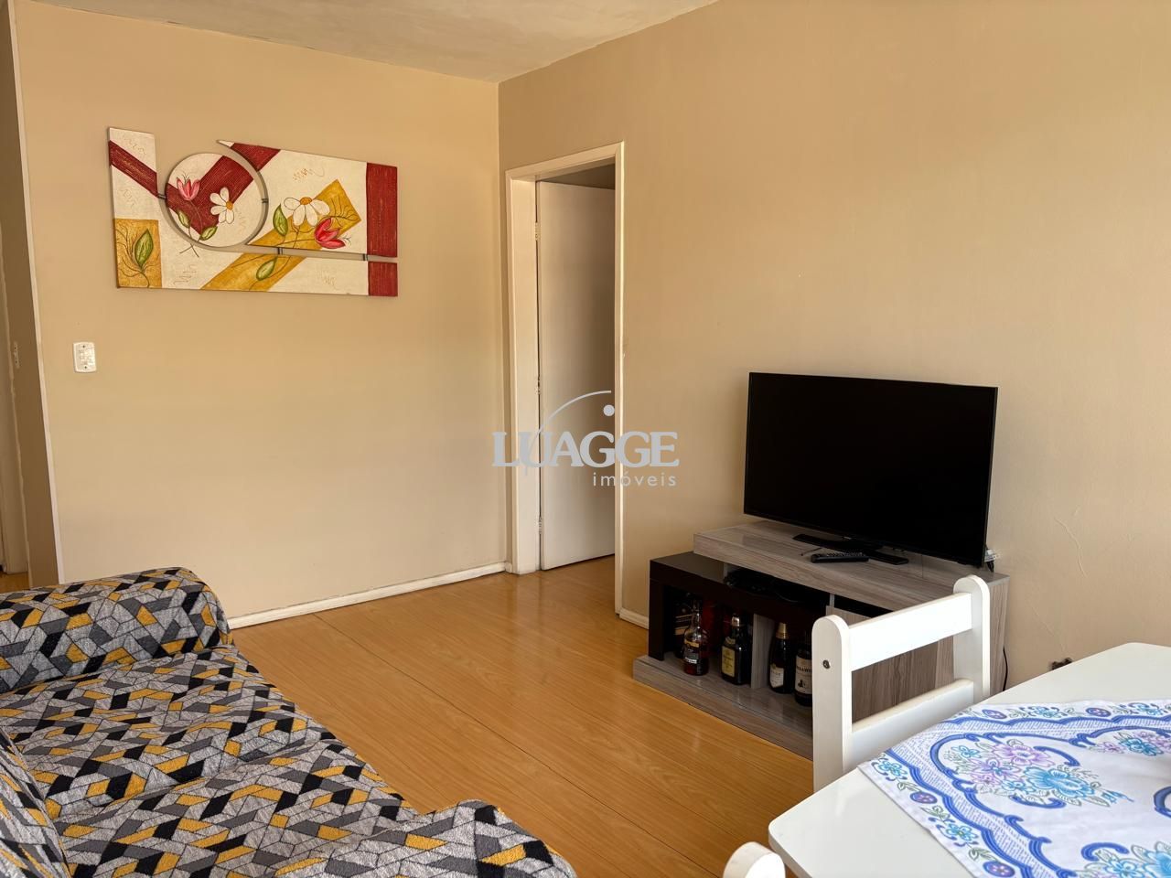 Apartamento à venda com 2 quartos, 64m² - Foto 4
