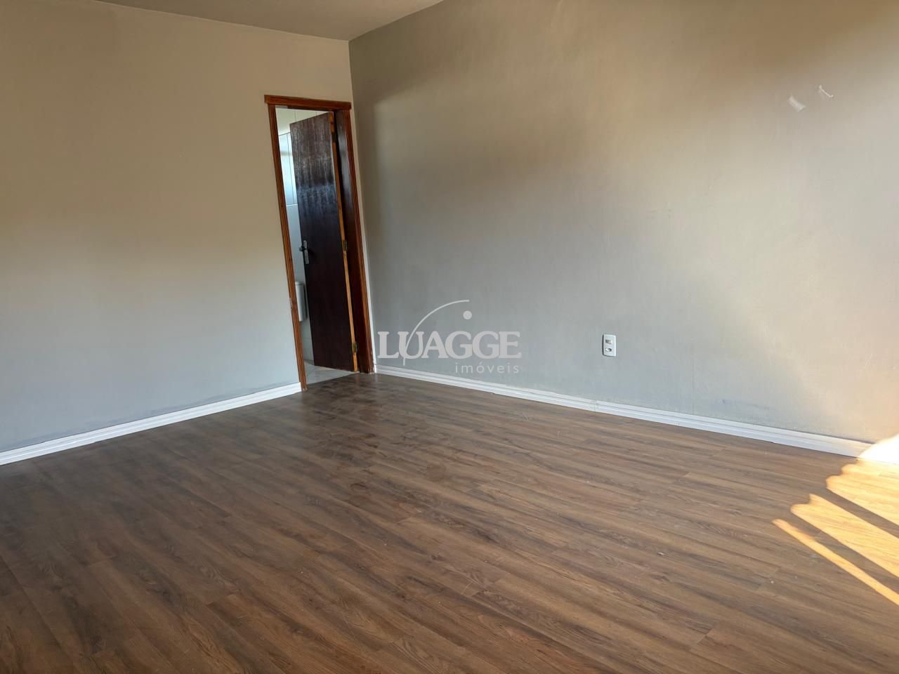 Casa à venda com 2 quartos, 180m² - Foto 12