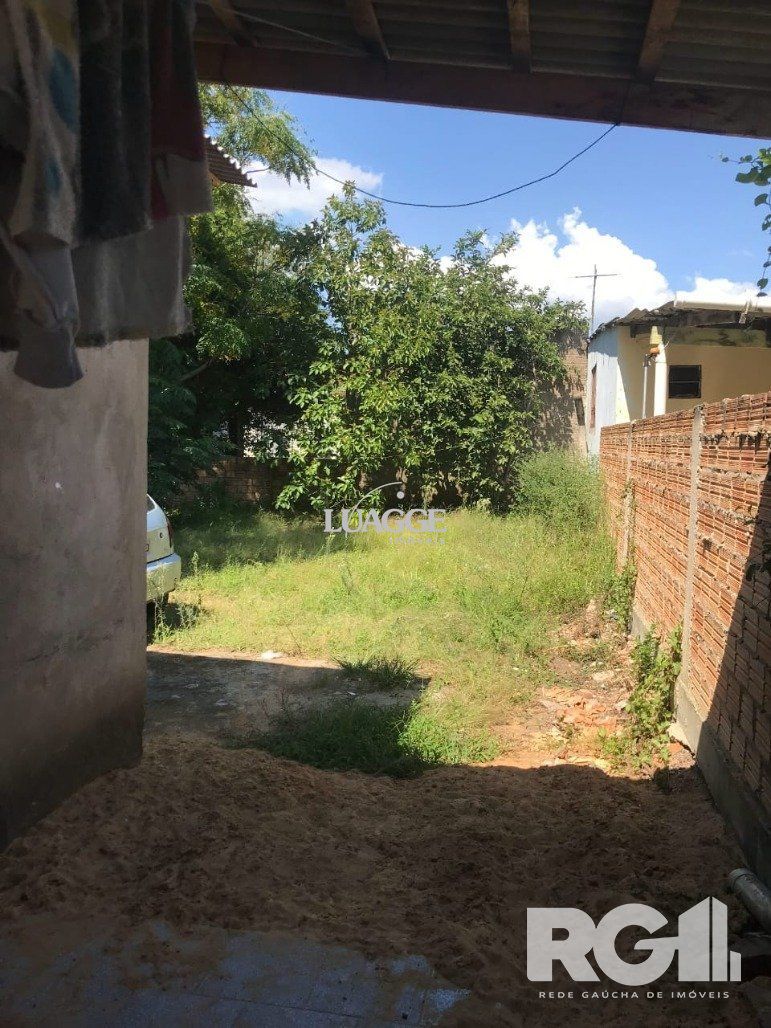 Casa à venda com 2 quartos, 72m² - Foto 4