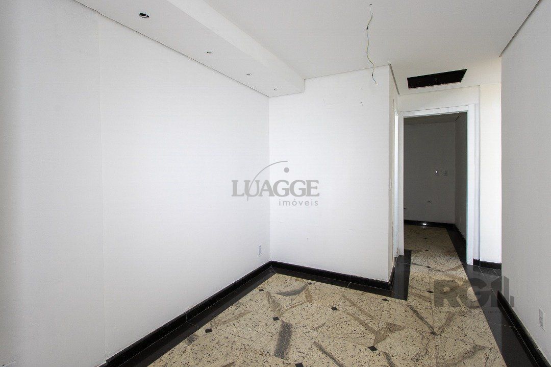 Casa para alugar com 3 quartos, 282m² - Foto 44