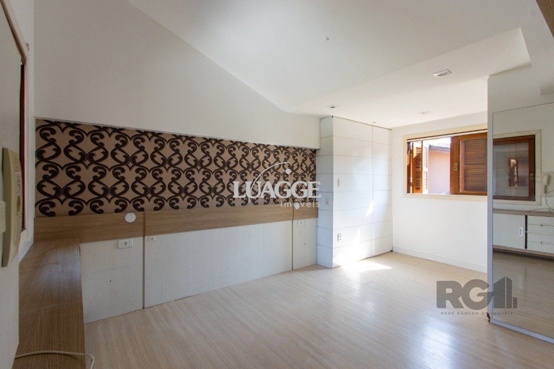 Casa de Condomínio à venda com 4 quartos, 294m² - Foto 42
