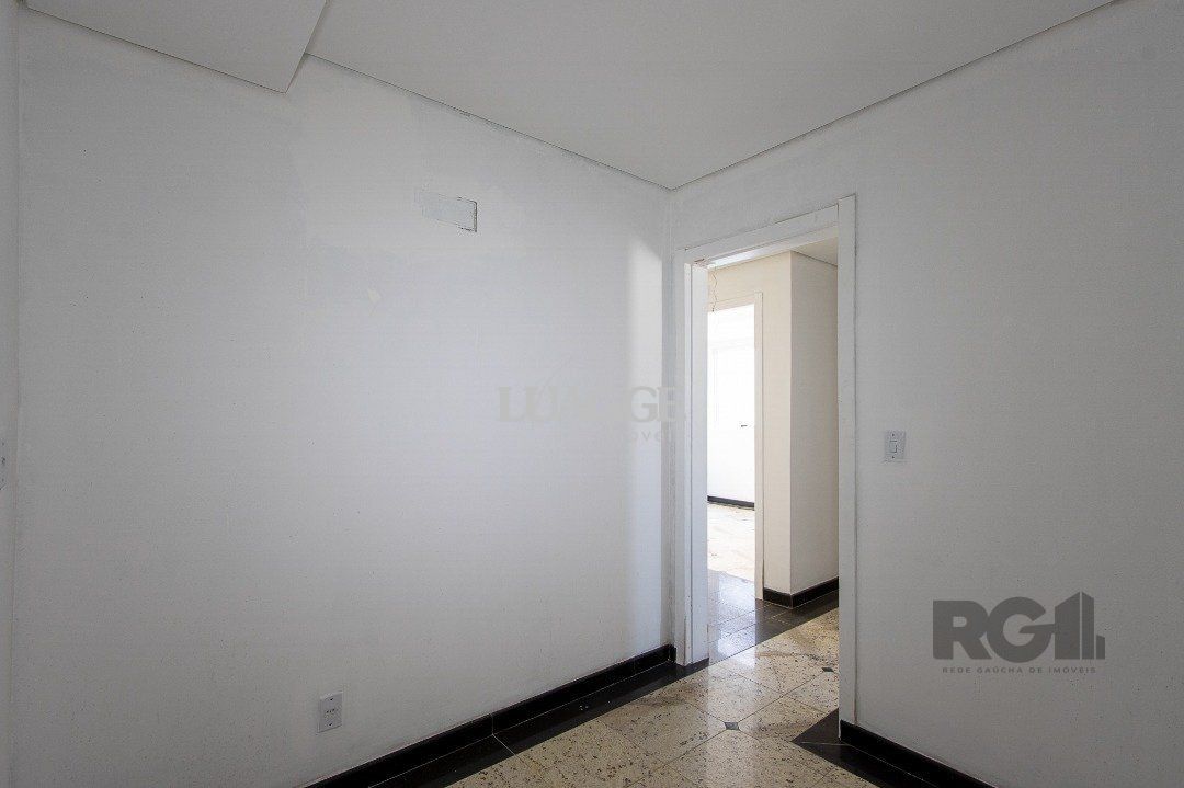 Casa para alugar com 3 quartos, 282m² - Foto 48
