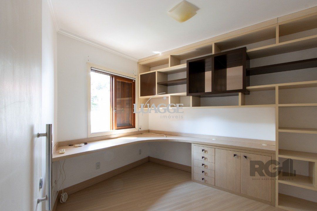 Casa de Condomínio à venda com 4 quartos, 294m² - Foto 36