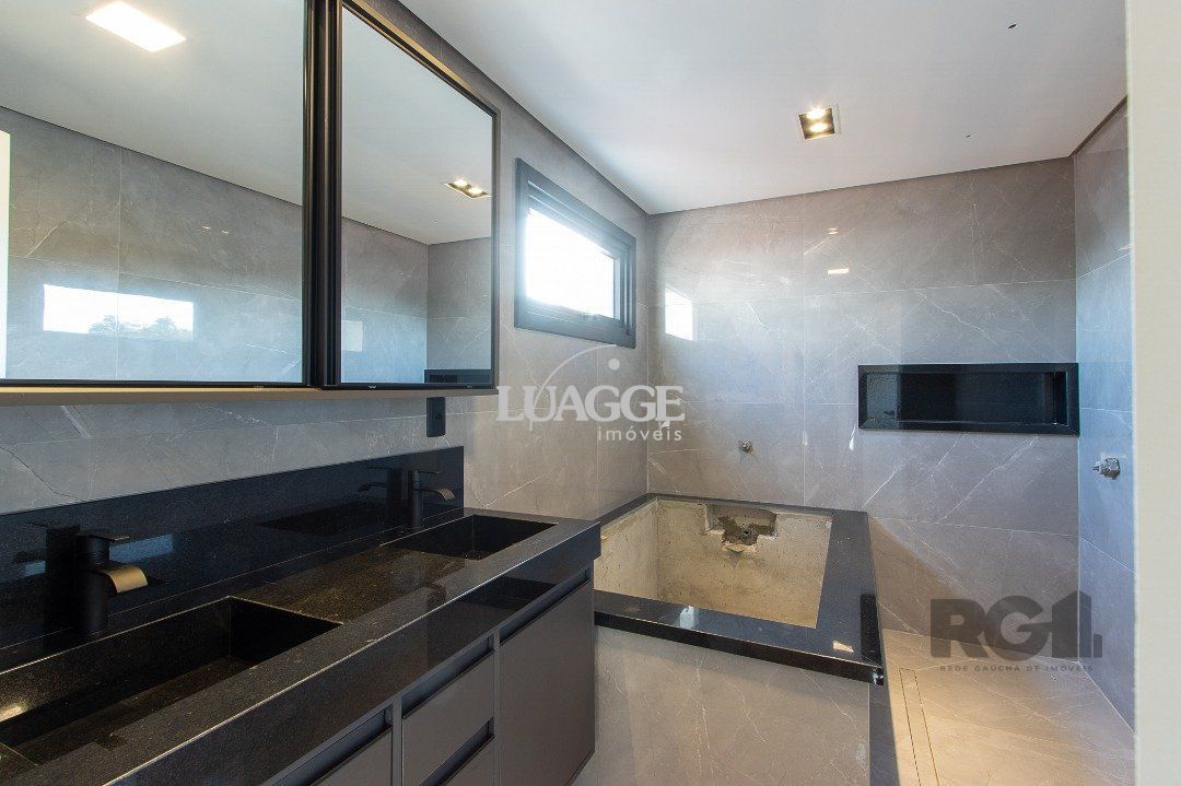 Casa à venda com 3 quartos, 382m² - Foto 41