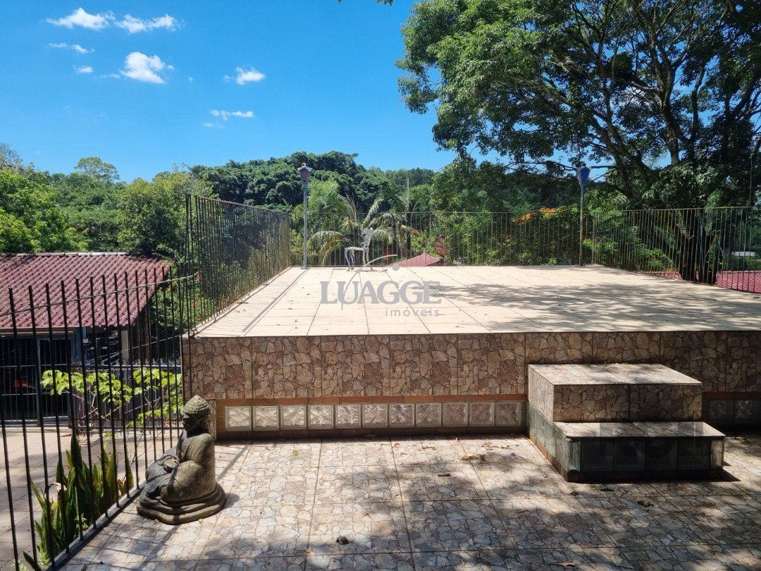 Sítio à venda com 3 quartos, 351m² - Foto 40