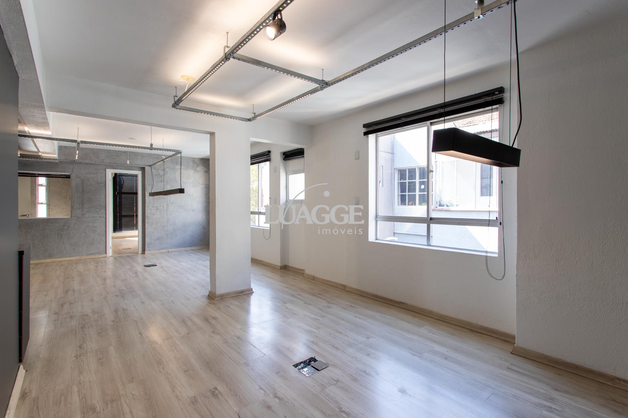 Depósito-Galpão-Armazém à venda com 6 quartos, 70m² - Foto 14