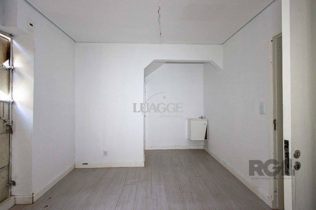 Casa para alugar com 3 quartos, 282m² - Foto 14