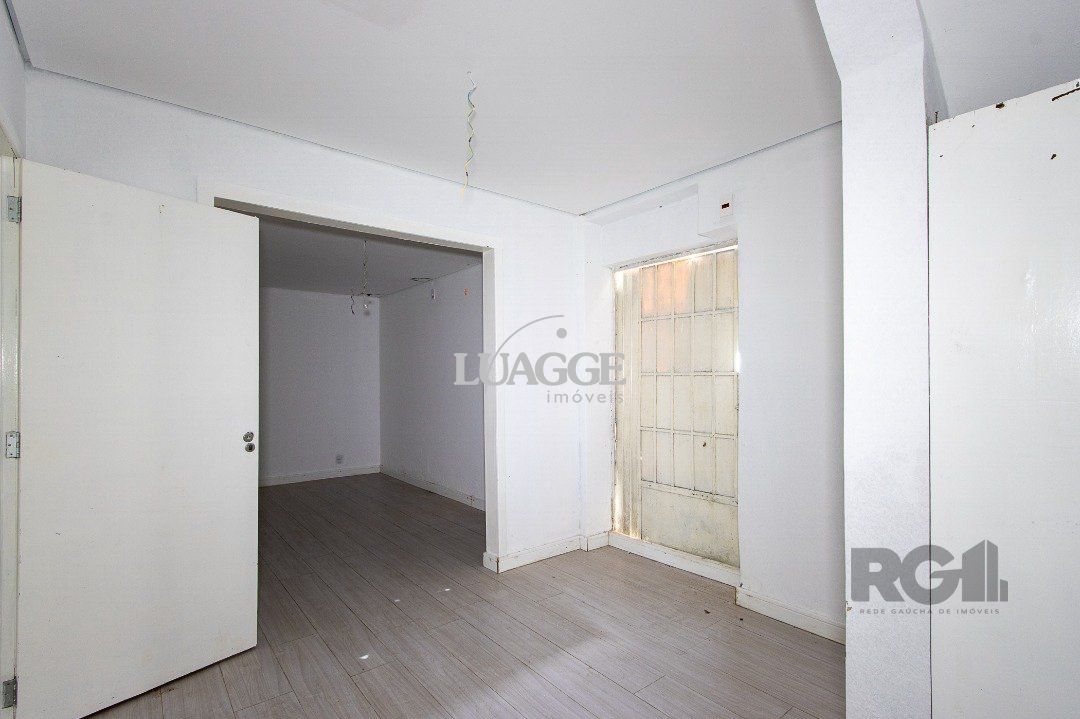 Casa para alugar com 3 quartos, 282m² - Foto 16