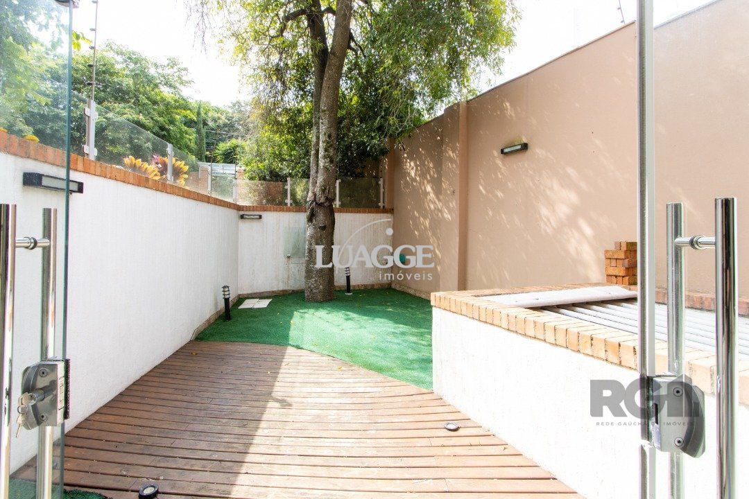 Casa de Condomínio à venda com 4 quartos, 294m² - Foto 19