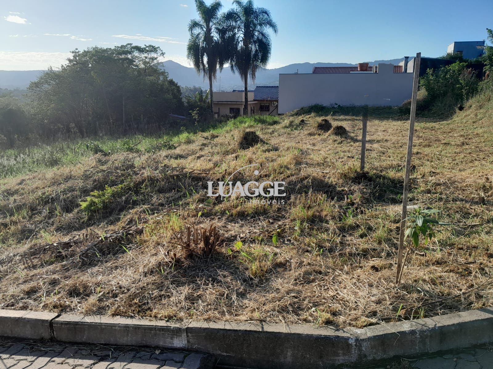 Terreno à venda, 346m² - Foto 1