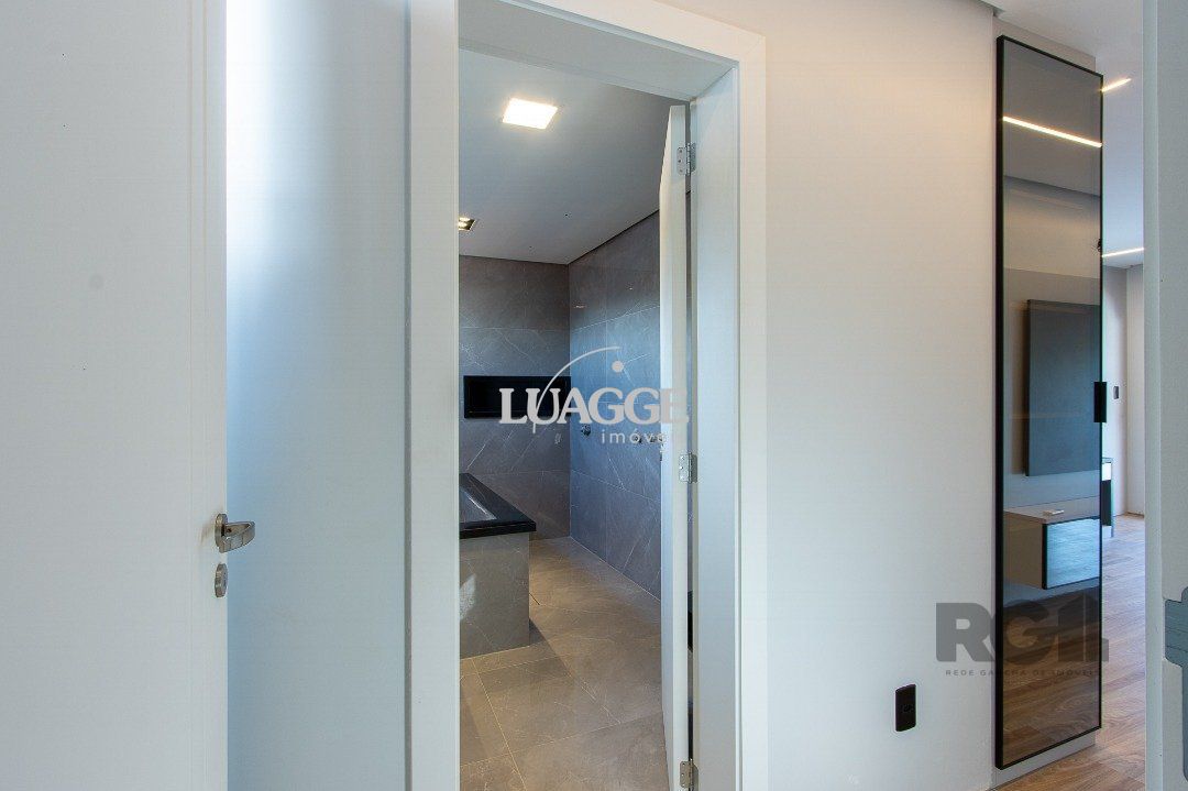 Casa à venda com 3 quartos, 382m² - Foto 40