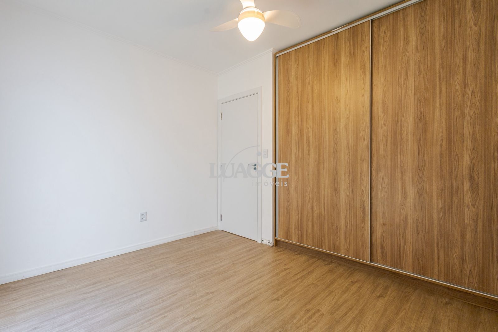 Depósito-Galpão-Armazém à venda com 2 quartos, 141m² - Foto 4