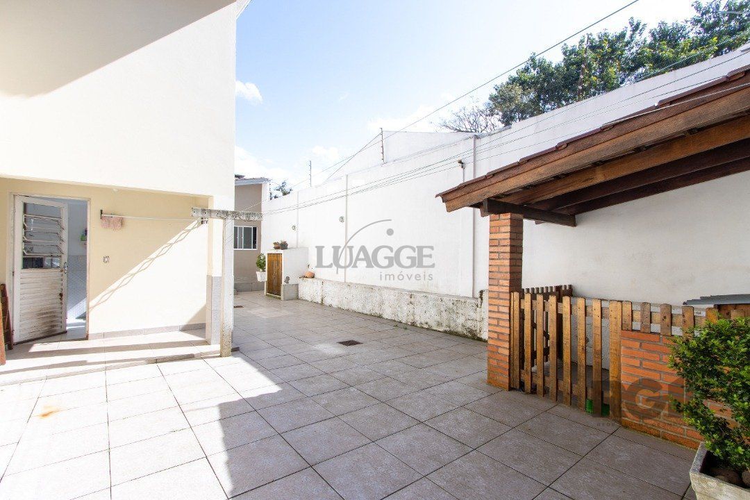 Casa à venda com 4 quartos, 282m² - Foto 21