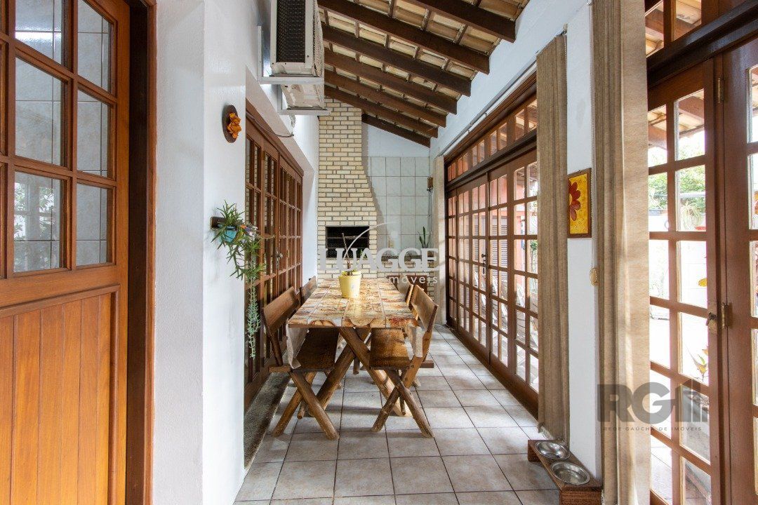 Casa à venda com 3 quartos, 182m² - Foto 14