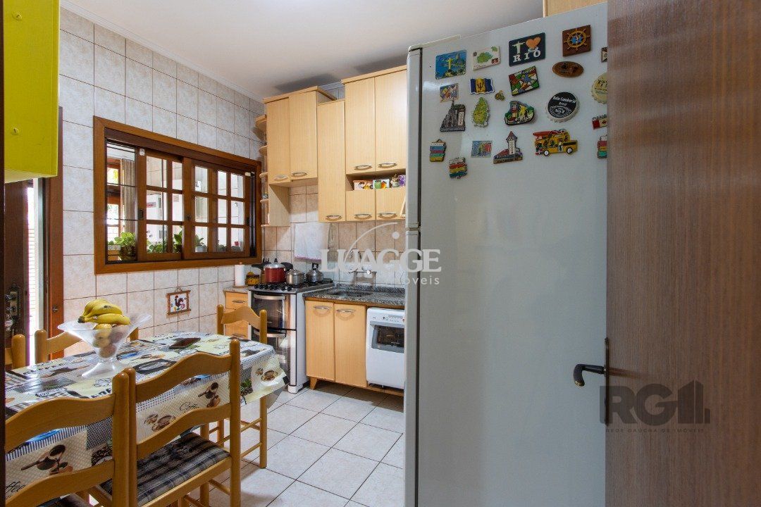 Casa à venda com 3 quartos, 182m² - Foto 11