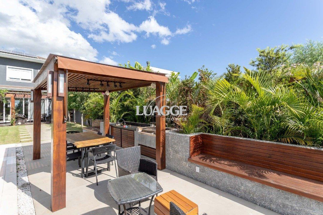 Casa de Condomínio à venda com 4 quartos, 339m² - Foto 32
