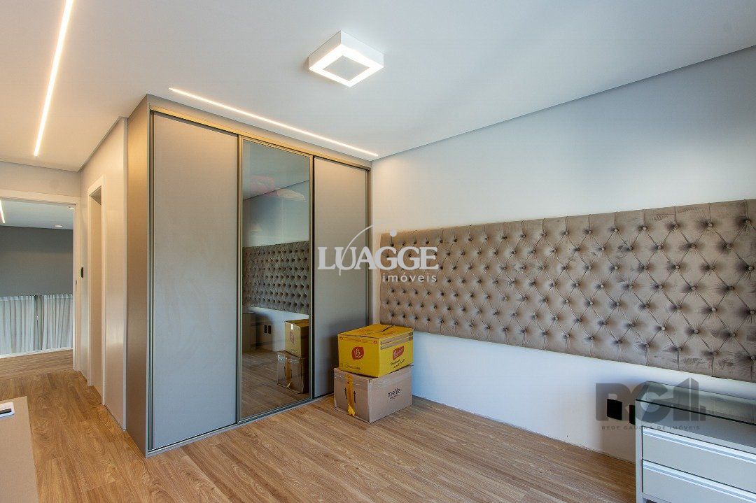 Casa à venda com 3 quartos, 382m² - Foto 32