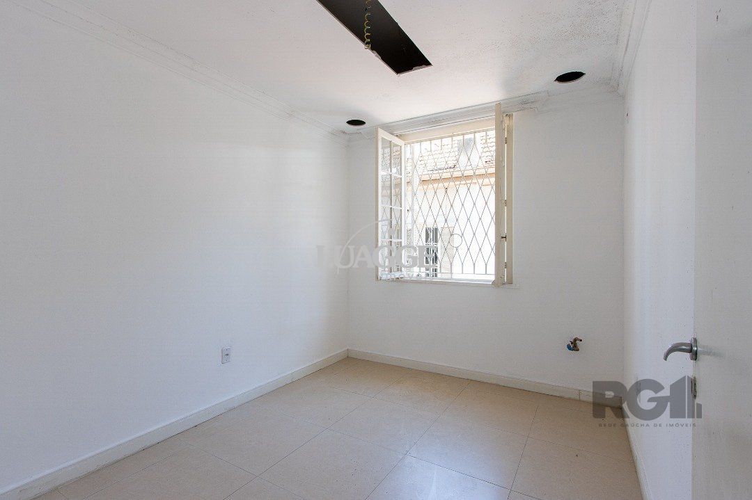 Casa para alugar com 3 quartos, 282m² - Foto 32