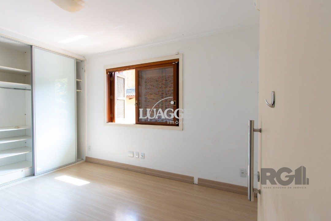 Casa de Condomínio à venda com 4 quartos, 294m² - Foto 29