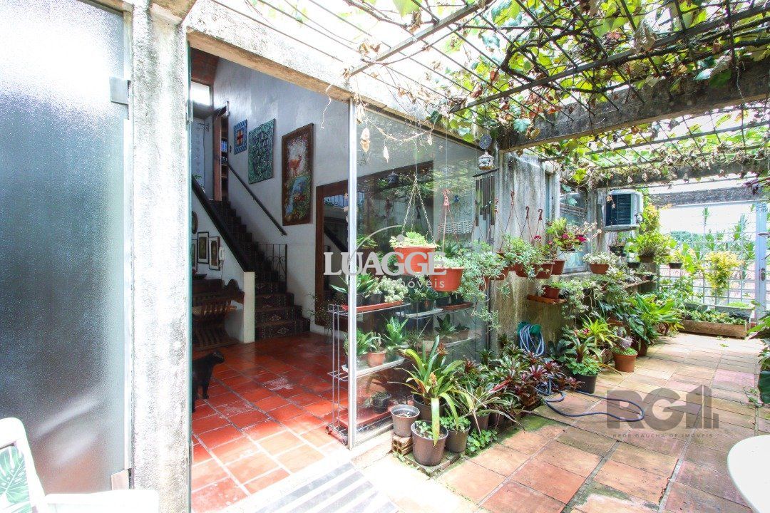 Casa à venda com 4 quartos, 264m² - Foto 6