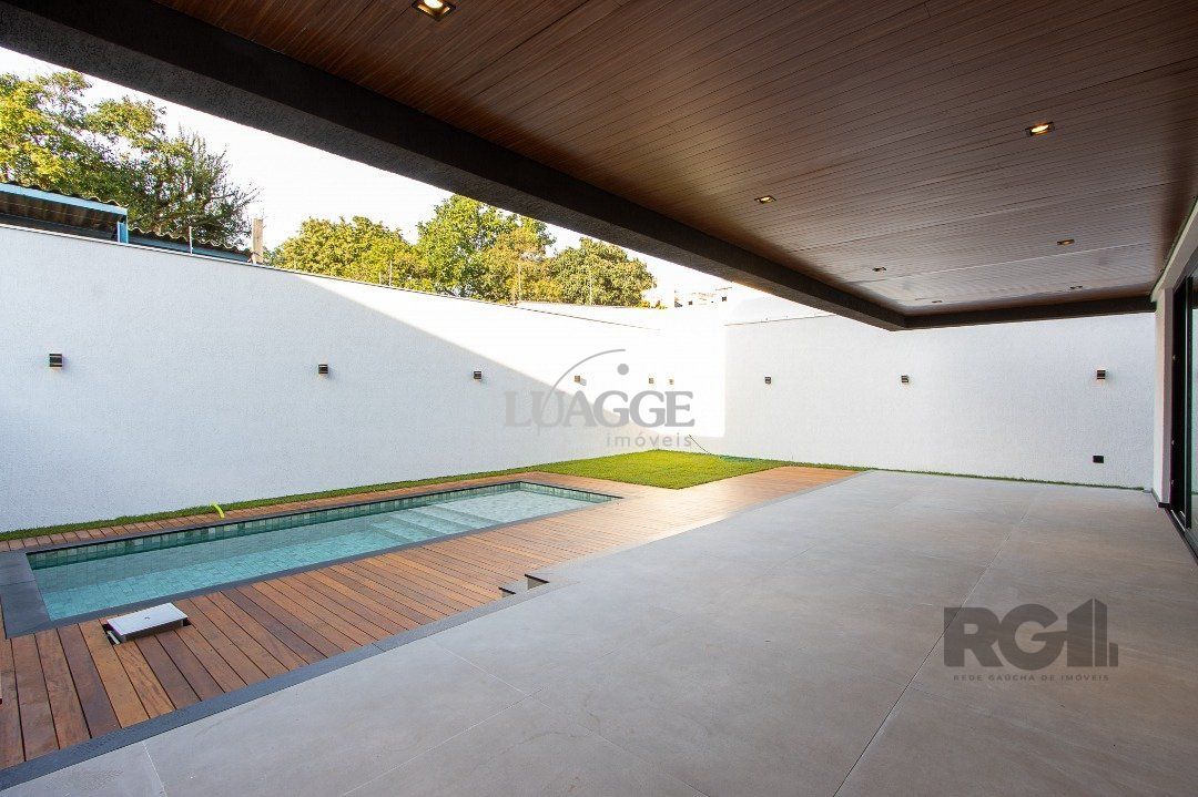 Casa à venda com 3 quartos, 382m² - Foto 21