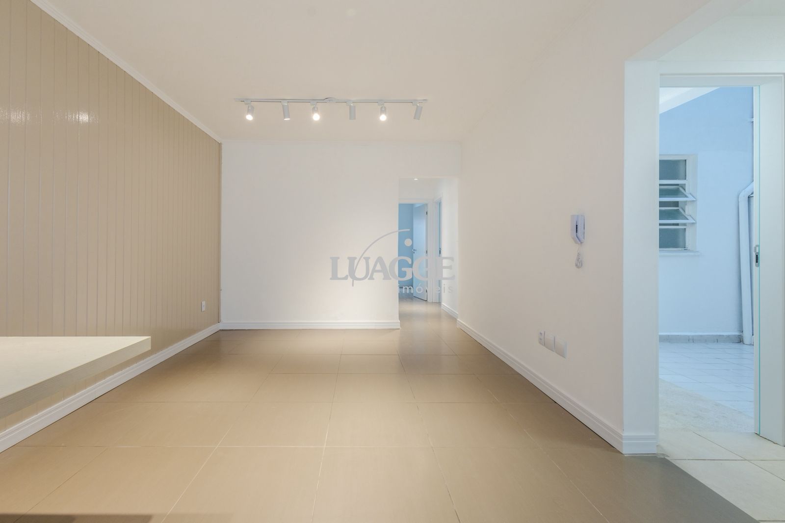 Depósito-Galpão-Armazém à venda com 2 quartos, 141m² - Foto 1
