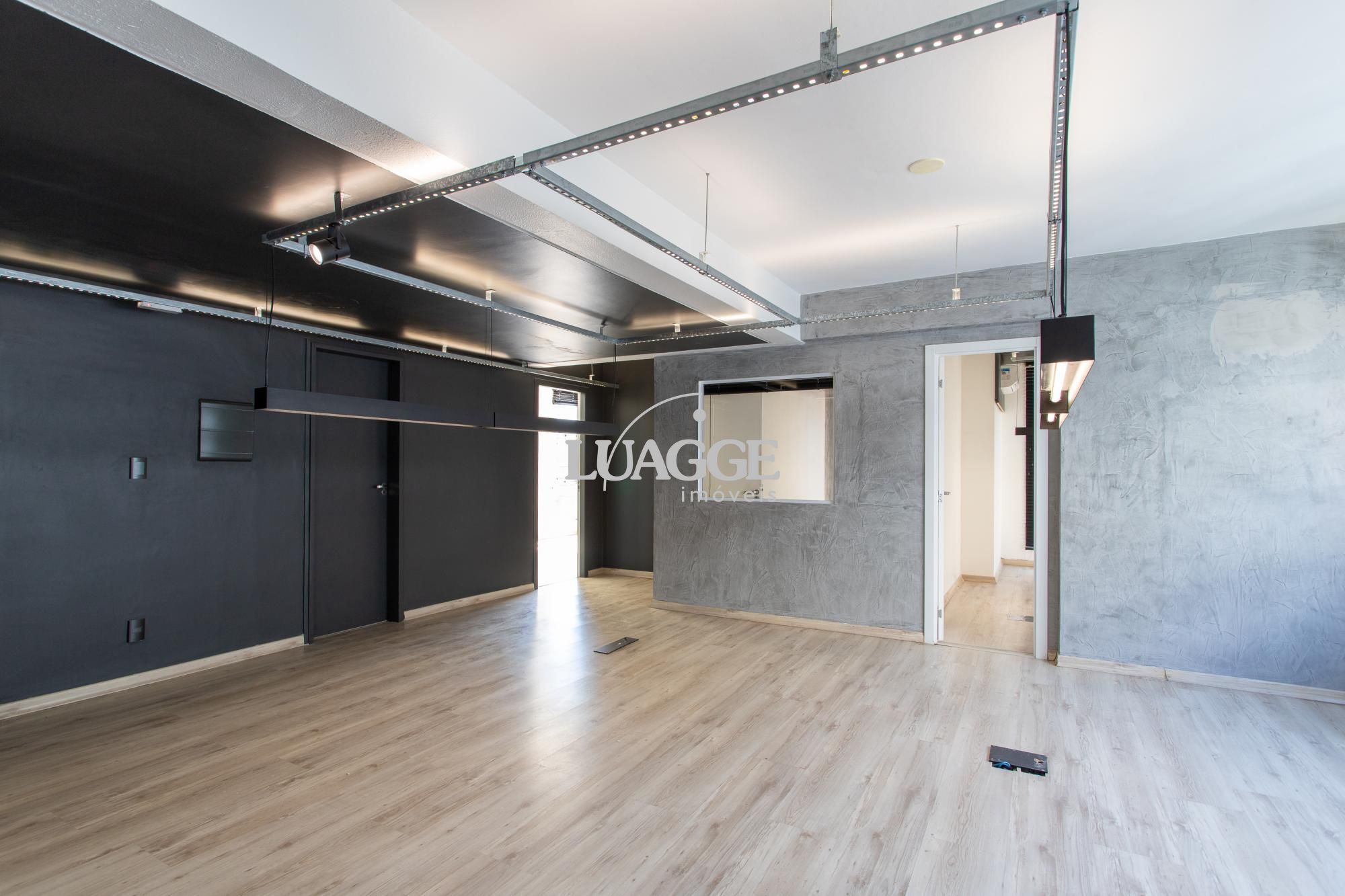 Depósito-Galpão-Armazém à venda com 6 quartos, 70m² - Foto 15