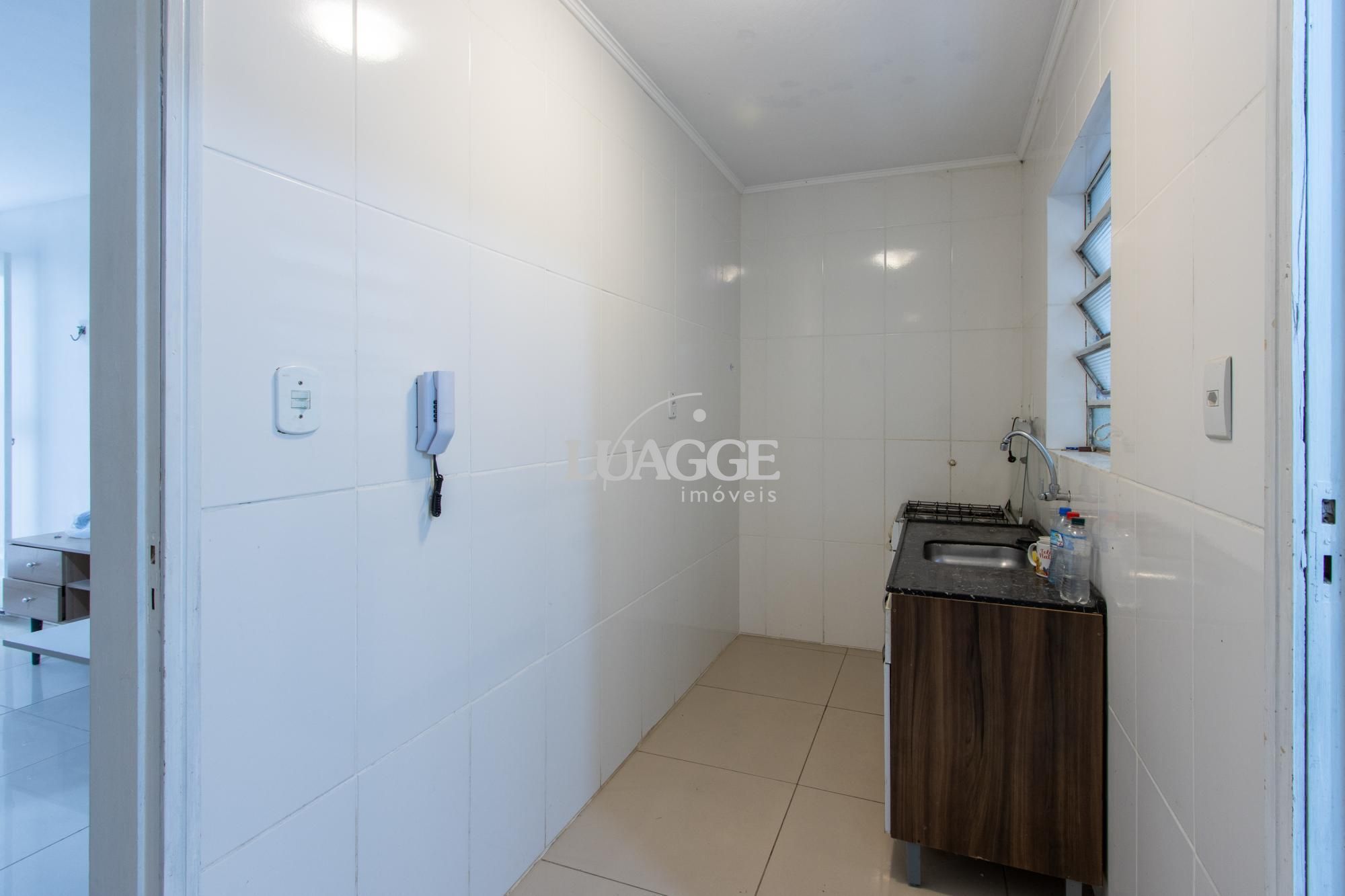 Apartamento para alugar com 1 quarto, 42m² - Foto 9