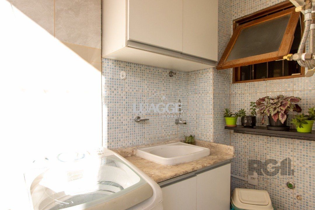 Casa à venda com 3 quartos, 196m² - Foto 13