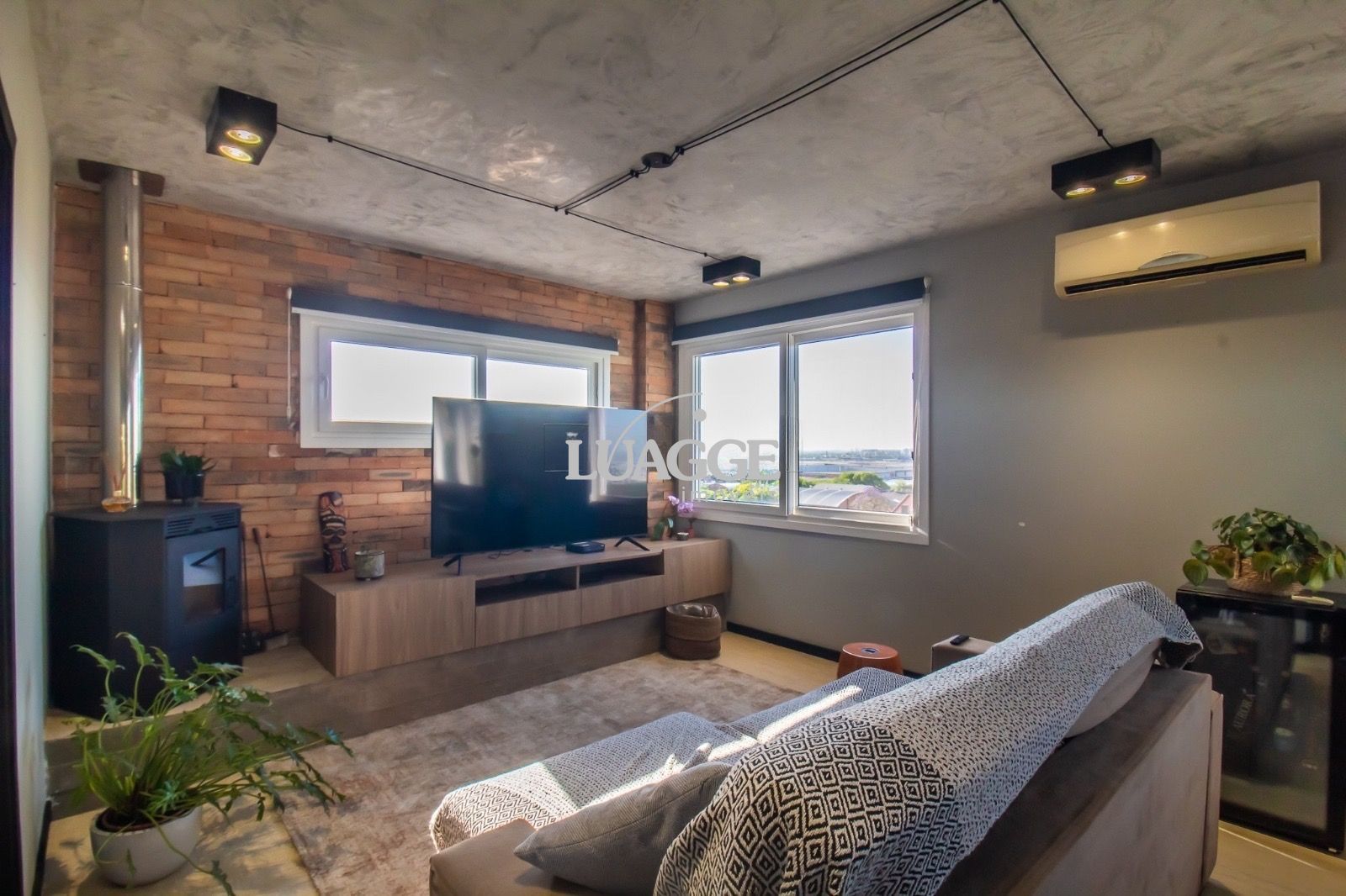 Cobertura à venda com 2 quartos, 133m² - Foto 2