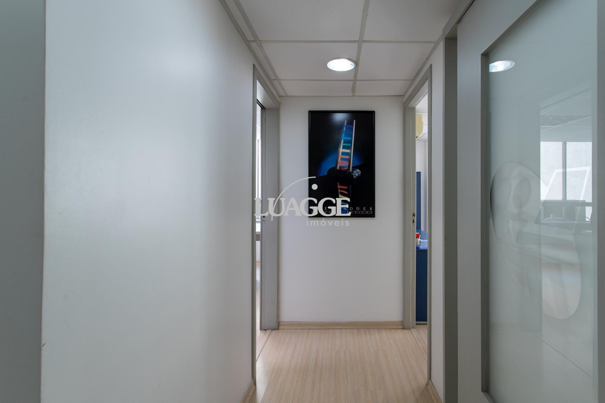 Depósito-Galpão-Armazém à venda com 6 quartos, 70m² - Foto 11
