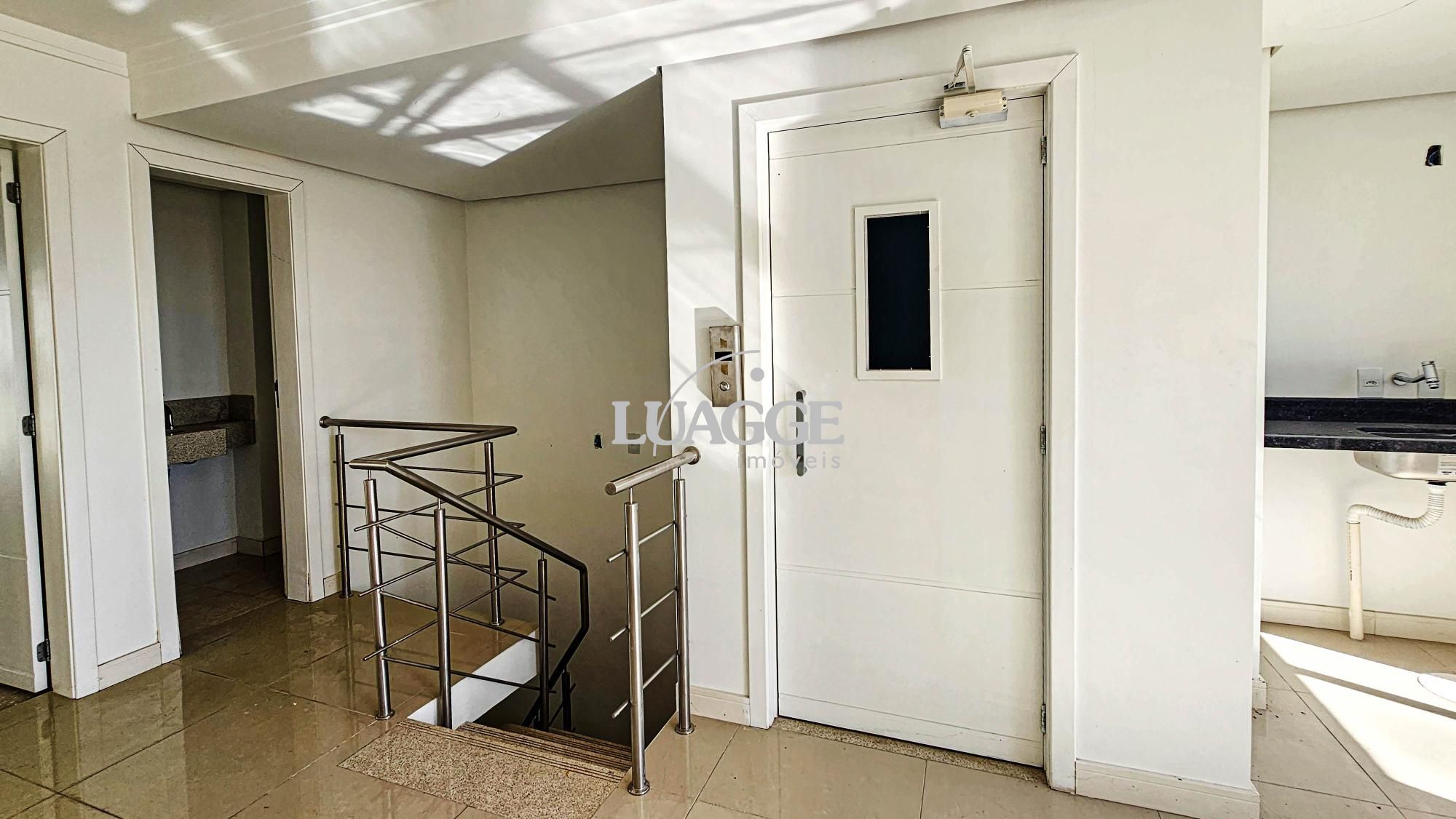 Casa à venda com 4 quartos, 251m² - Foto 26