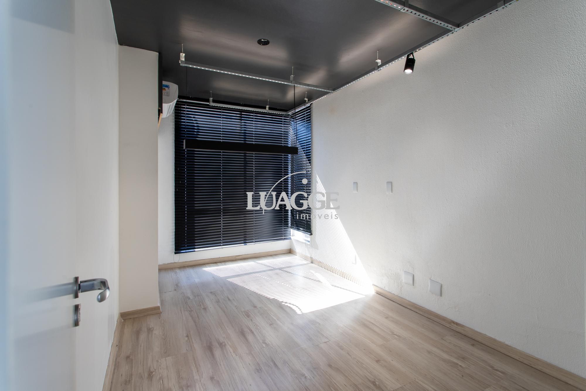 Depósito-Galpão-Armazém à venda com 6 quartos, 70m² - Foto 16
