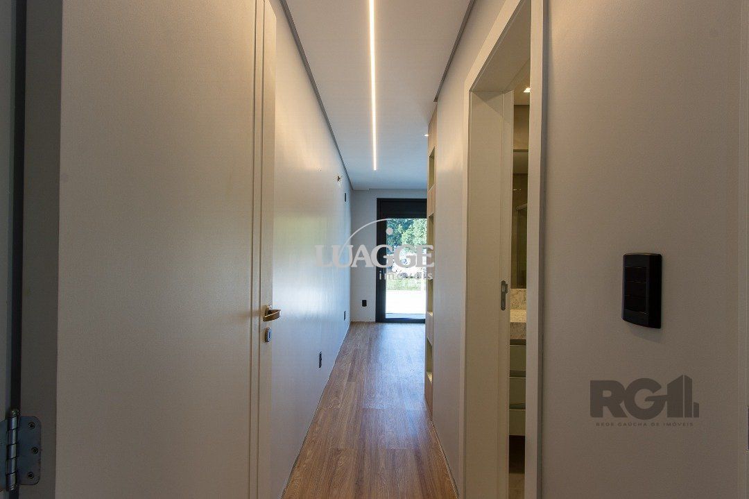 Casa à venda com 3 quartos, 382m² - Foto 35