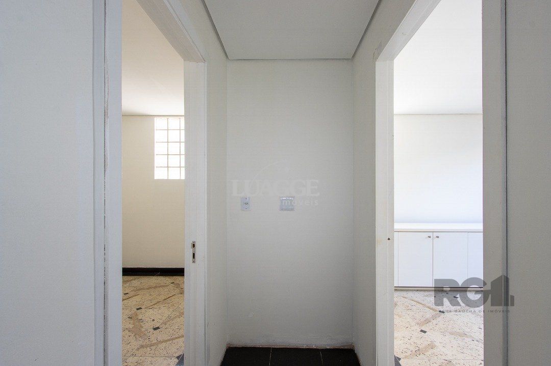 Casa para alugar com 3 quartos, 282m² - Foto 49