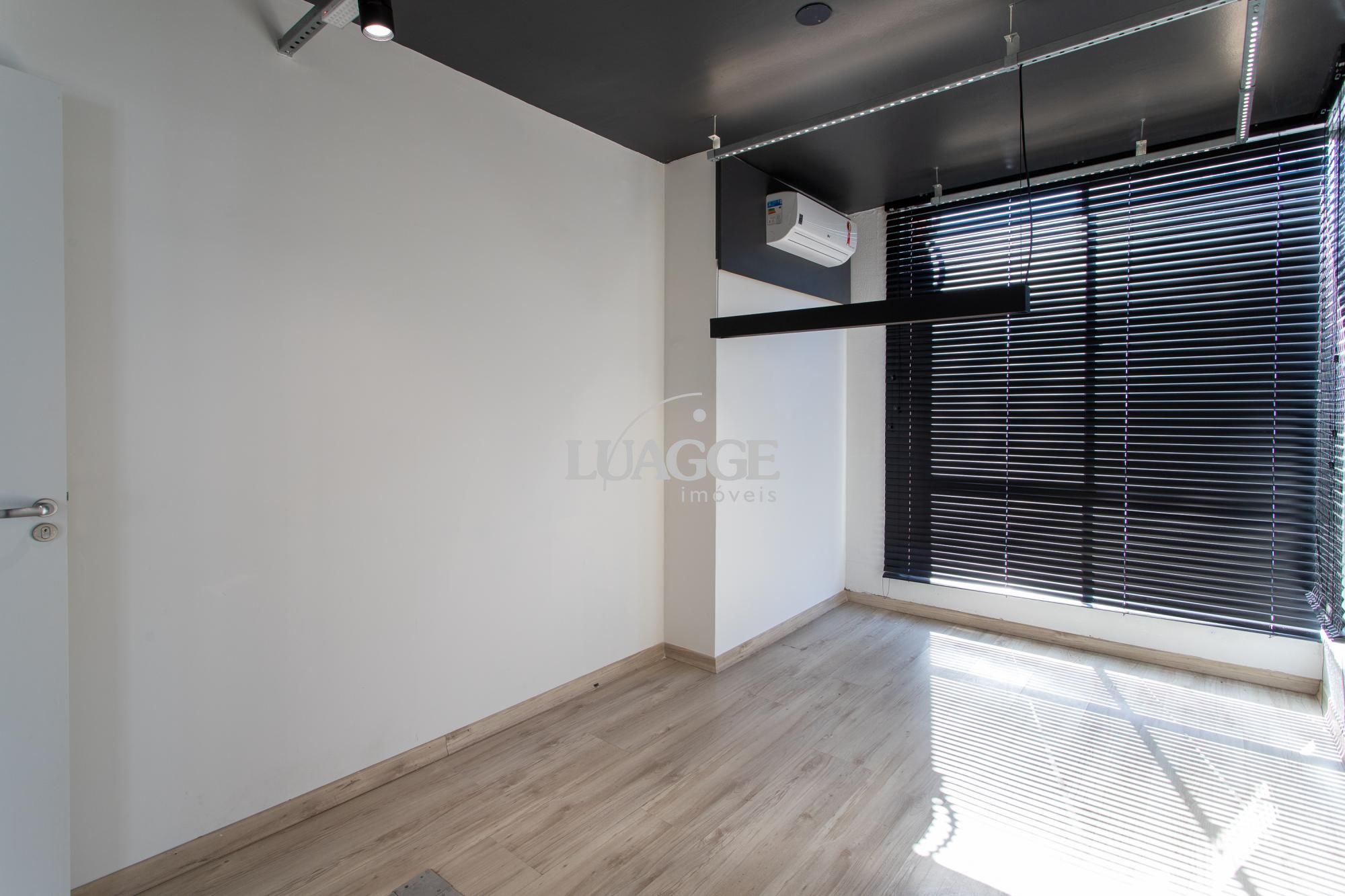 Depósito-Galpão-Armazém à venda com 6 quartos, 70m² - Foto 17