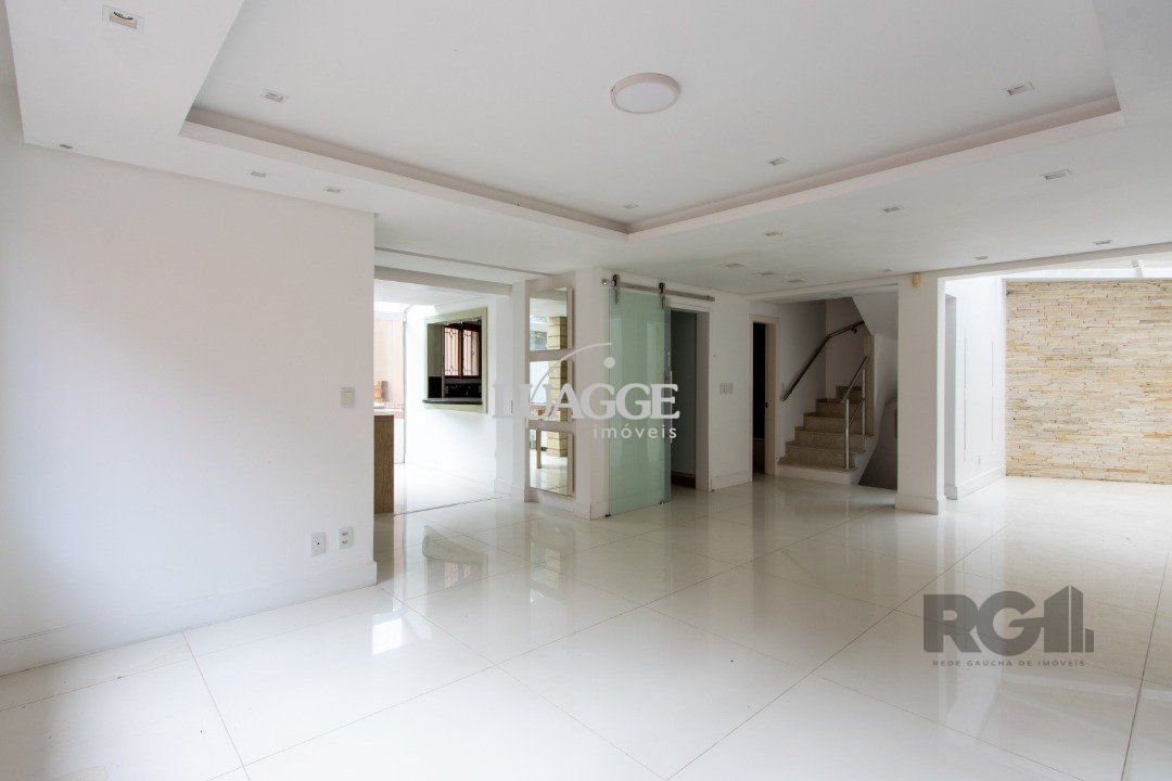 Casa de Condomínio à venda com 4 quartos, 294m² - Foto 8