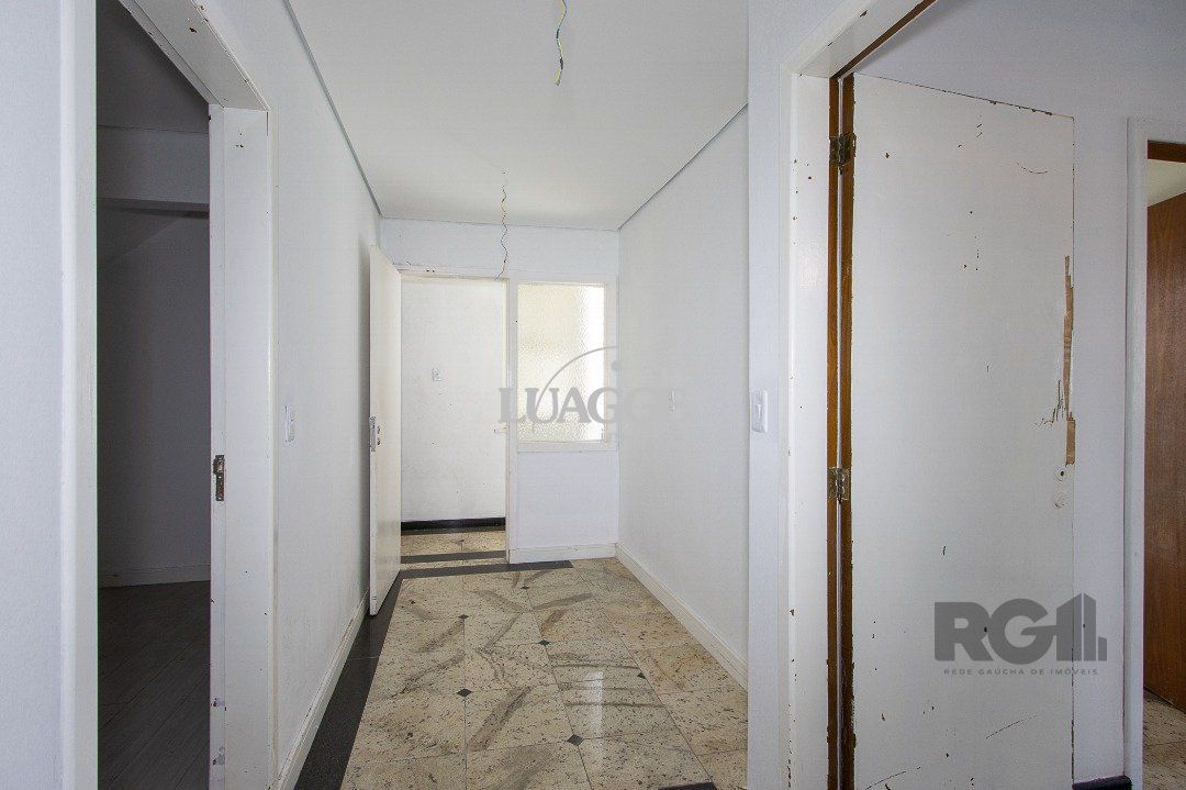 Casa para alugar com 3 quartos, 282m² - Foto 17
